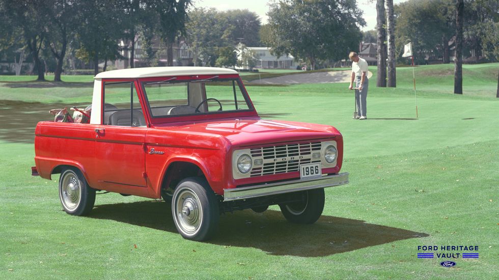 1966-ford-bronco-1655312441.jpg