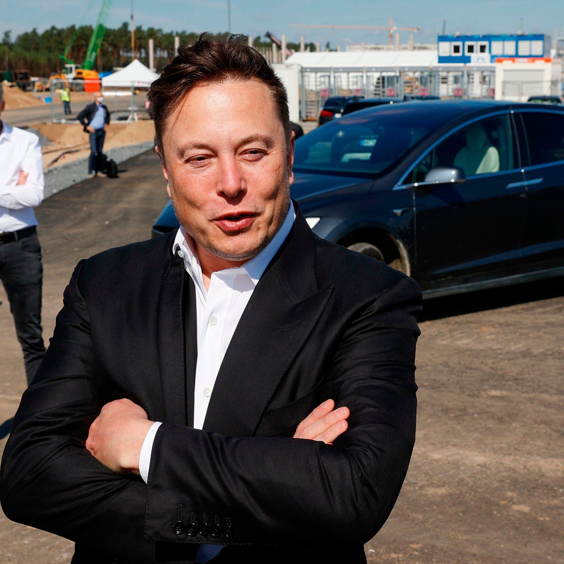 Elon Musk Will Sell His Tesla Stock To End The World Hunger? 1_5c3e8d7af0.jpg