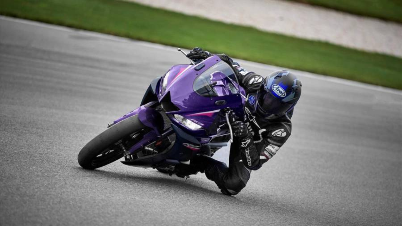 शक्तिशाली यामाहा R3 का पुनर्जन्म: 2023 Yamaha MT-03 & R3 को FY2023 के अंत तक भारत में लॉन्च किया जाएगा 1_e172858612.png