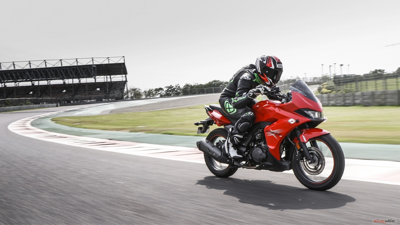 Hero Xtreme 200s 2V को अब एक बेहतर 4V मॉडल से बदल दिया गया है 2_ce8264a166.png