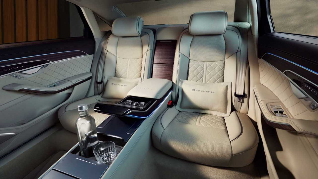 Audi A8L Sedan, interior 3.jpg