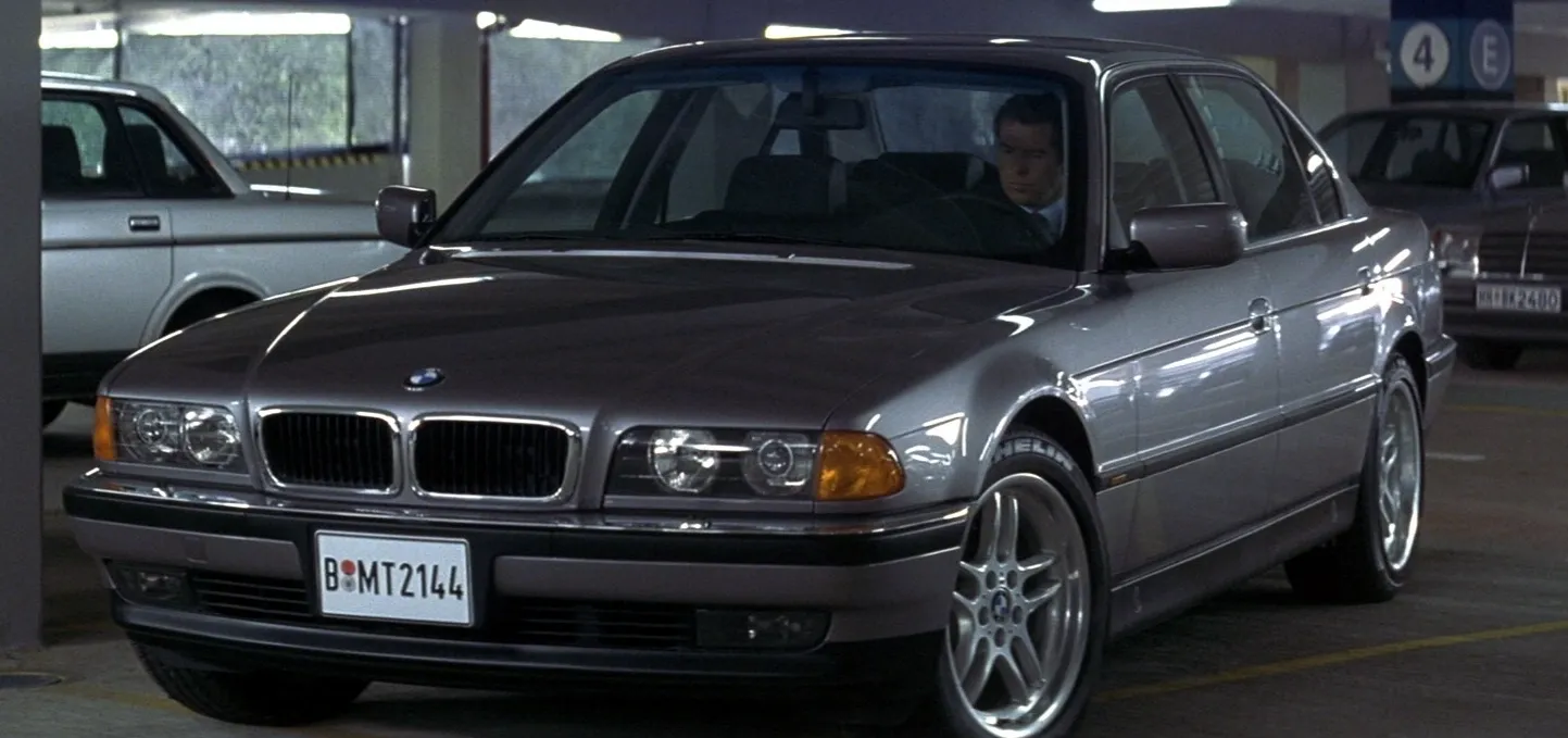 BMW 750iL James Bond