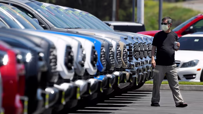 मोबिलिटी का भविष्य: हमें अब से 10 साल क्या उम्मीद करनी चाहिए? Covid_impact_on_car_sales_45b26d94f0.jpg