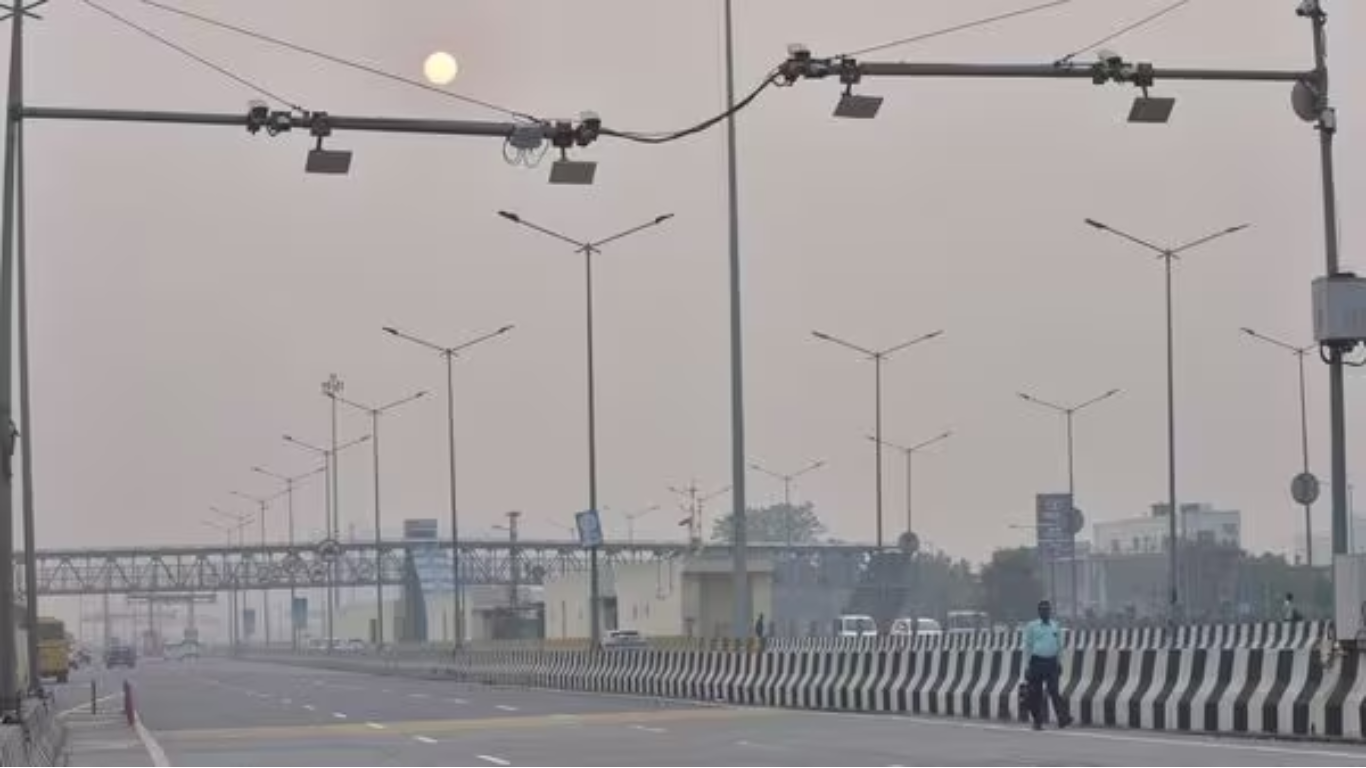 Delhi's High-Tech Drive Towards Safer Roads: AI Cameras to Crack Down on Traffic Violations
