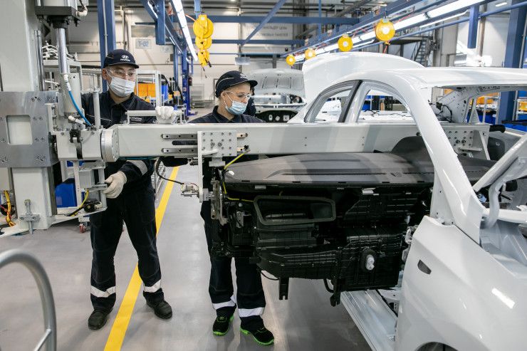 आधिकारिक लॉन्च से पहले नई Hyundai Verna 2023 का उत्पादन शुरू Hyundai_verna_manufacturing_carbike360_3e085d61de.jpeg