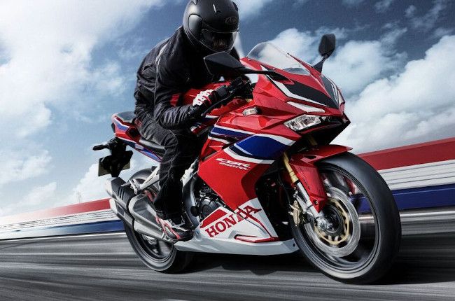 क्या Honda भारतीय बाजार में CBR250RR लॉन्च करने की योजना बना रही है? Is_Honda_Planning_to_Launch_CBR_250_RR_in_Indian_Market_2d827287b0.jpeg