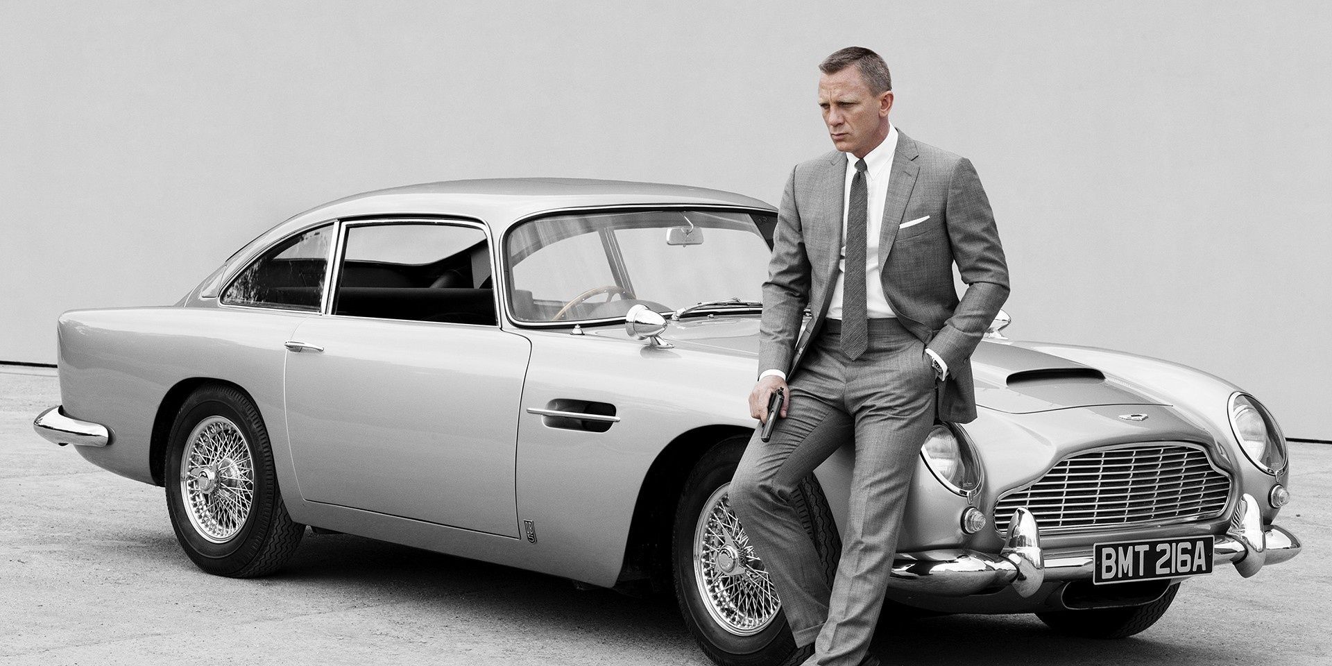जेम्स बॉन्ड की Aston Martin DB5 हाल ही में 26.15 करोड़ में नीलाम हुई James_Bond_Aston_Martin_7c26f7ce8b.jpg