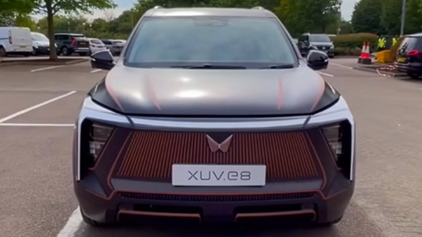 Mahindra XUV.e8