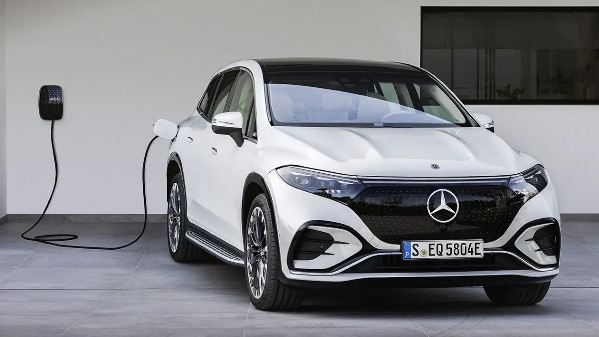 Mercedes-Benz EQS SUV.webp