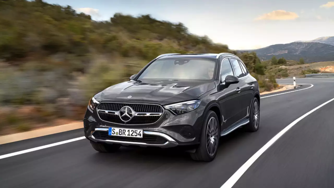 Mercedes Benz GLC.jpg
