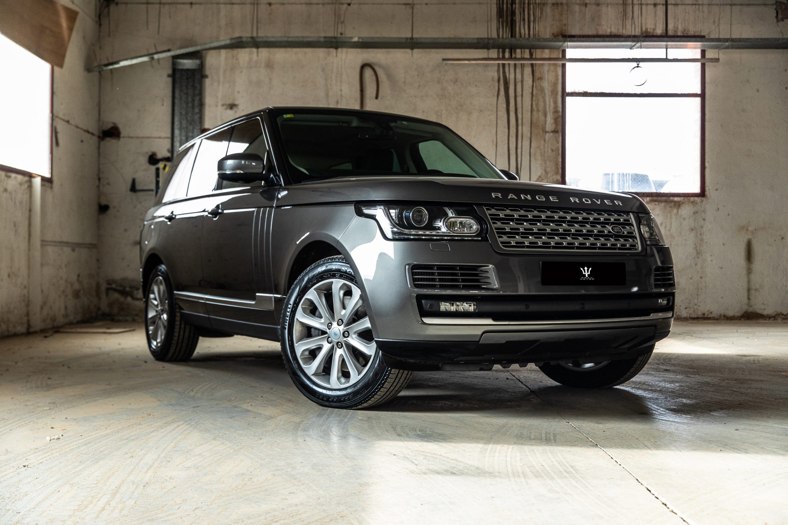 Nagarjuna Range Rover Vogue