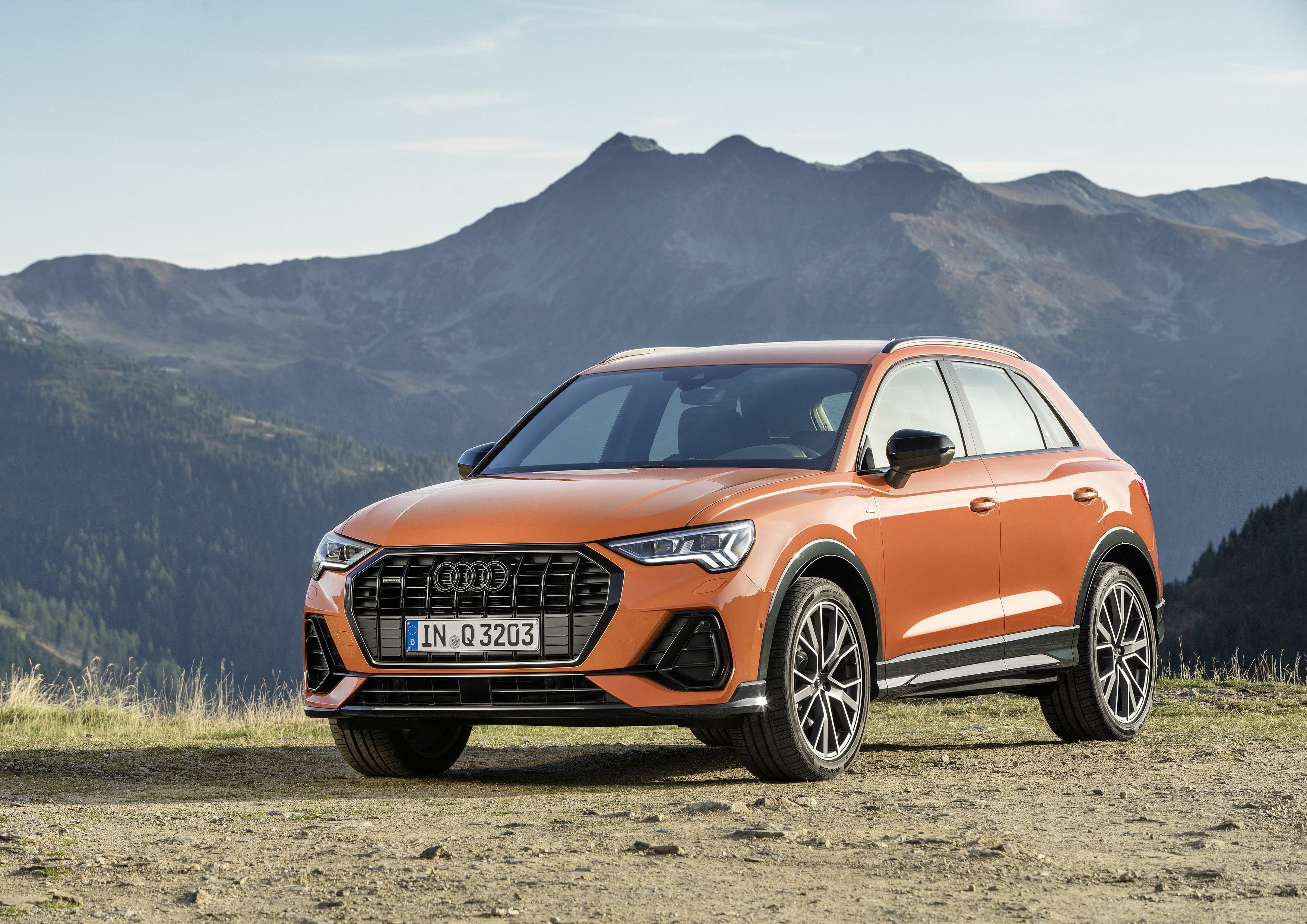 ऑडी इंडिया ने लॉन्च की नई ऑडी क्यू3 एसयूवी New_Audi_Q3_7e35d9bac6.jpg