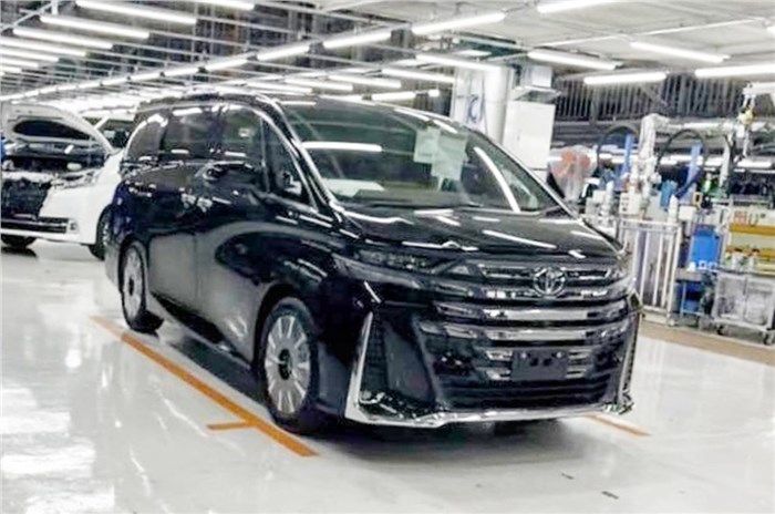 अगली पीढ़ी की Toyota Vellfire आधिकारिक लॉन्च से पहले लीक हुई Next_Generation_Toyota_Vellfire_Leaked_Before_Official_Launch_c5e123c770.jpg