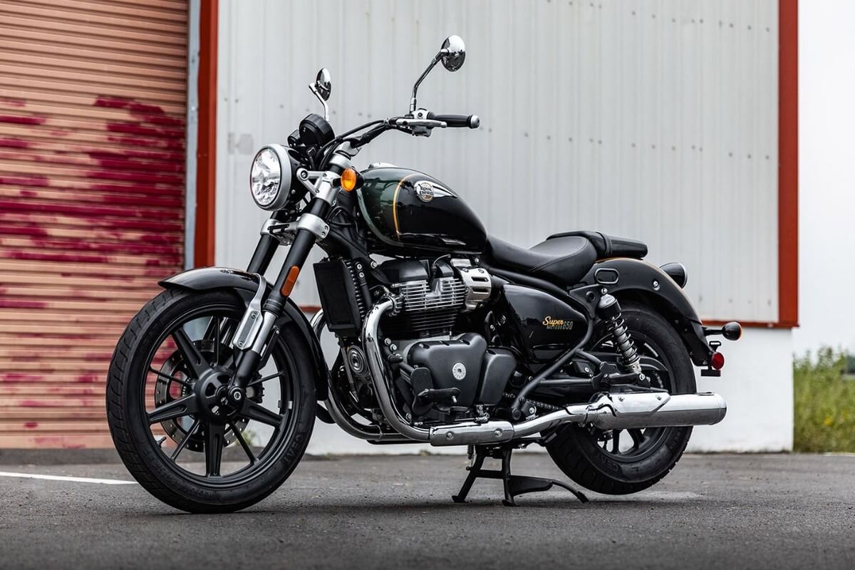 रॉयल एनफील्ड सुपर मेटयोर 650 का EICMA 2022 में अनावरण किया गया - मुख्य विशेषताएं अंदर Royal_Enfield_Super_Meteor_650_8f171a9508.jpg