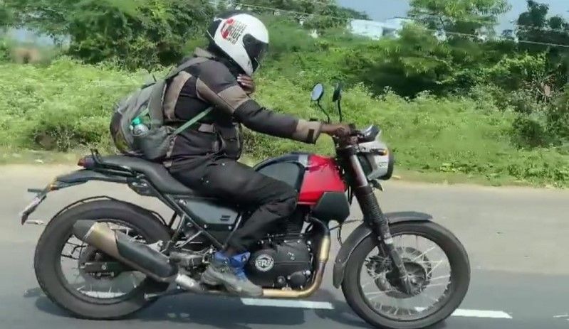 नई रॉयल एनफील्ड स्क्रैम 411 लीक हुई: हिमालयन ट्विन Scram_411_acc1c5ac45.jpg