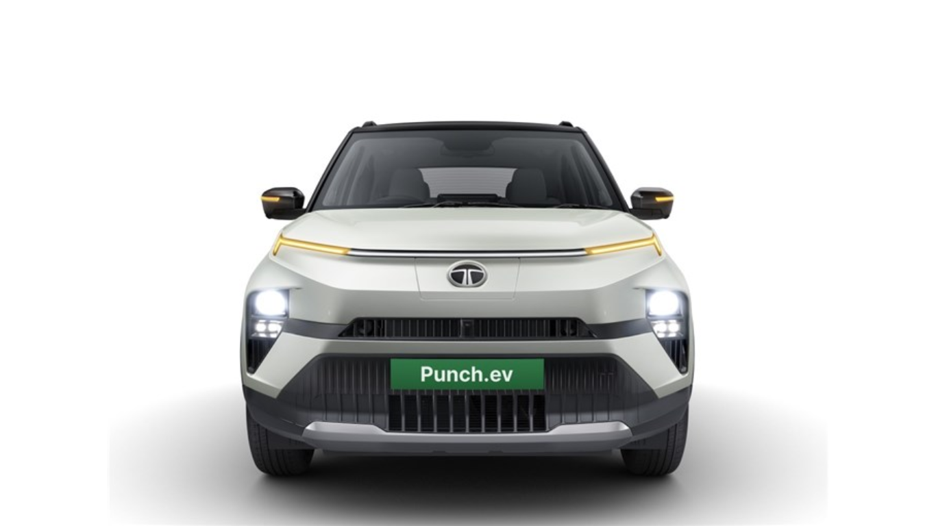 Varying Features Between Punch Facelift and Punch EV