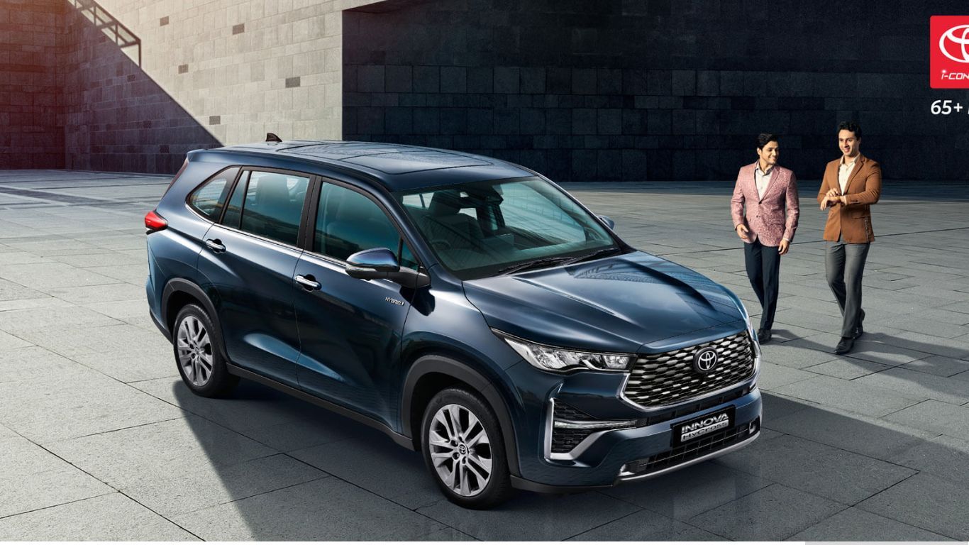 Top 10 Family Cars - Toyota Innova Hycross