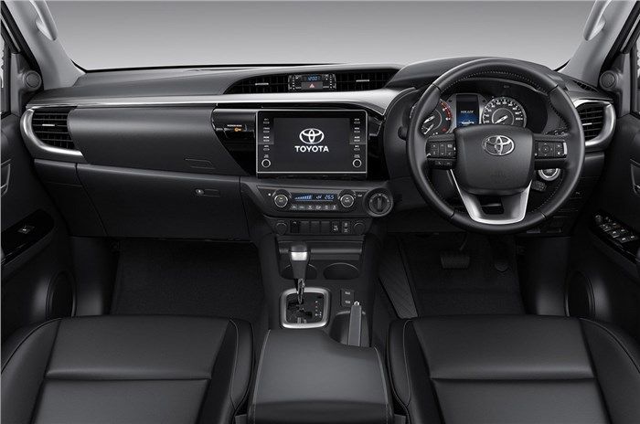 Toyota_Interiors_carbike360.com.jpg