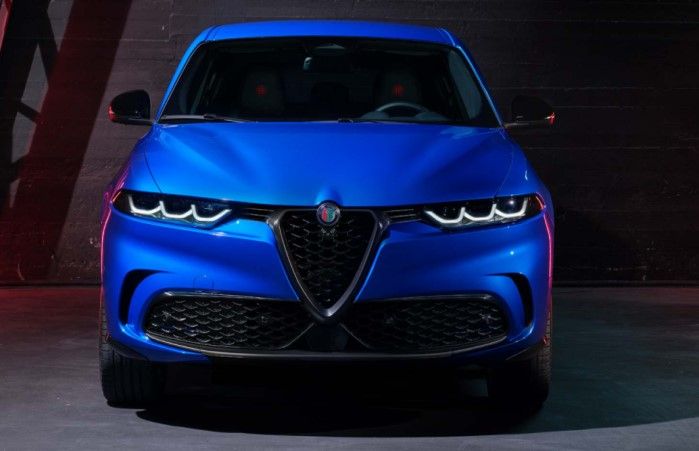 Alfa Romeo Tonale Unveiled as First Plug-in Hybrid From the Brand alfatonalefront_1b8c062744.jpg