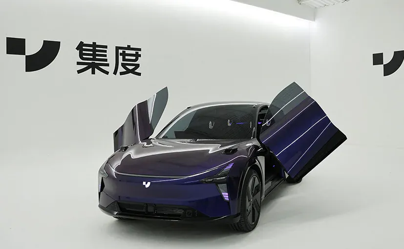 First 'Robot' Car Unveiled by Baidu's EV unit, Jidu baiduev_2b1f41b0db.jpg