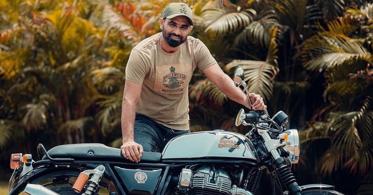 Image of Royal Enfield Bike giving a pose for photoshoot-XZ024736-Picxy
