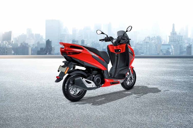 Aprilia SXR 125 Right Rear Three Quarter Aprilia SXR 125 Right Rear Three Quarter