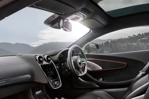 McLaren GT dashboard McLaren GT dashboard