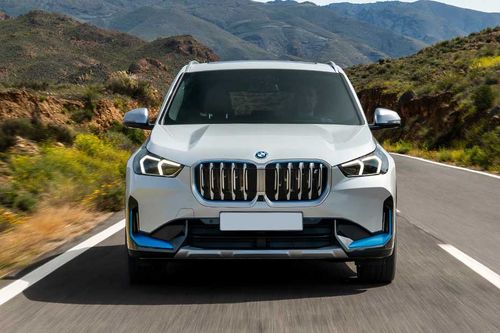BMW iX1 Front View
