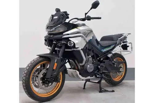 CFMoto MT800