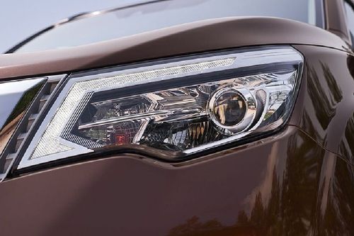 Nissan Terra headlight Nissan Terra headlight