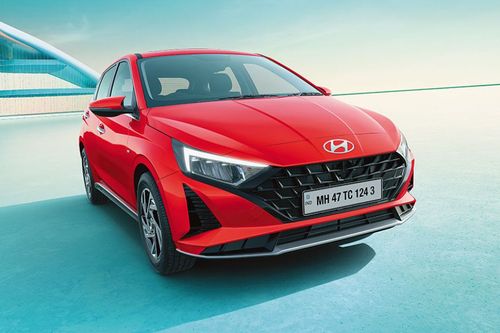 Hyundai i20 Facelift Right Side Front View Hyundai i20 Facelift Right Side Front View