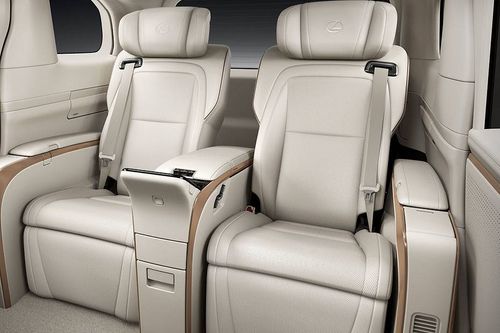 Lexus LM Rear Seat Lexus LM Rear Seat