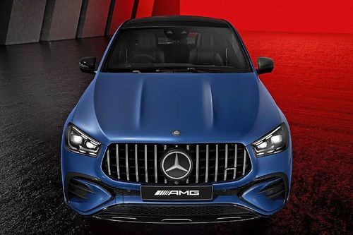 Mercedes-Benz AMG GLE Coupe Front View Mercedes-Benz AMG GLE Coupe Front View