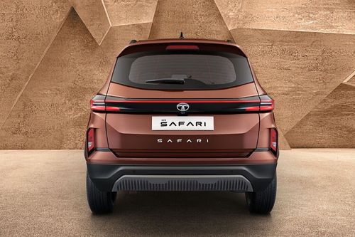 Tata Safari Rear View Tata Safari Rear View