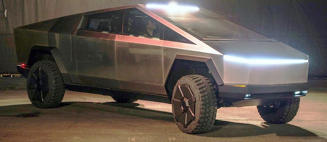 tesla cybertruck.jpg