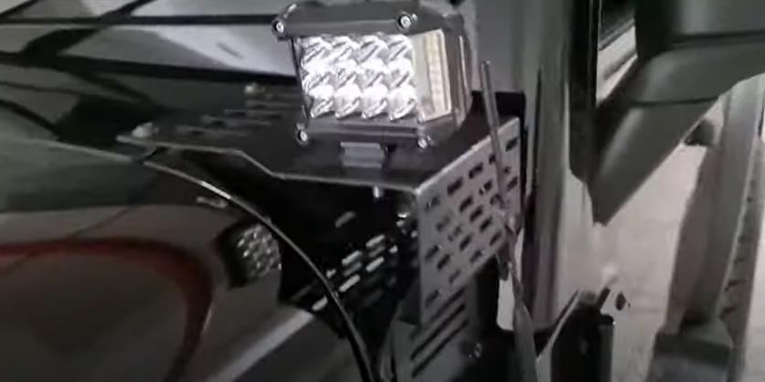 thar light 2.PNG