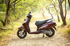 Honda Activa 125 images