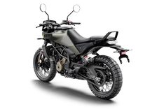 Husqvarna Svartpilen 401 images