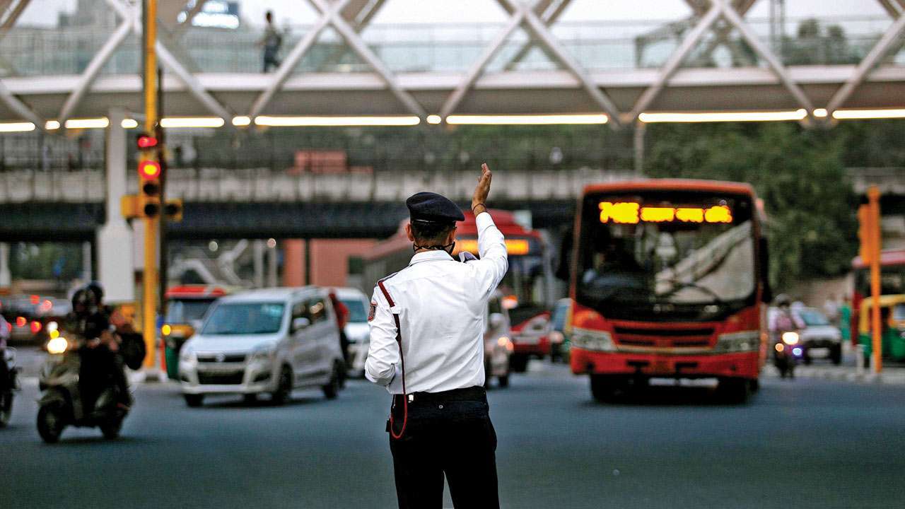 traffic_police_d42edc1bc5.jpg